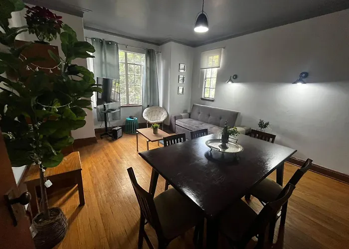 Amazing Restored 1940s Art-deco Apartment Mexico City